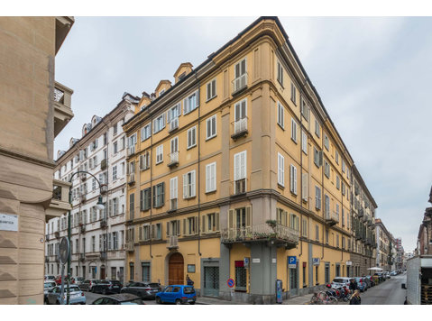 Via San Domenico 27, Torino - Apartments