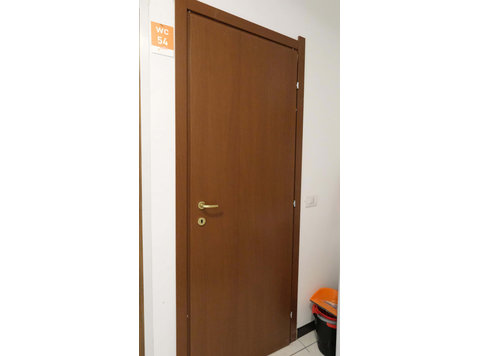 Via Michele Coppino SNC - interno piazza 26 - Stanza 54 - Apartments