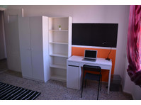 Via Ingurtosu n9 - Stanza 2 - Appartamenti