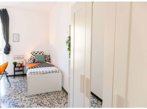 Via Tiziano n.62 - Stanza 81 - Apartments