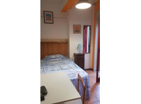 Room in Via Generale di San Marzano, Catania for 130 m²… - Appartementen