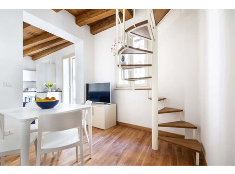Via dei Cassari - Duplex Int. 3 - Apartments