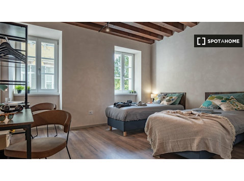 Cama para alugar em apartamento de 4 quartos em Rovereto - Aluguel