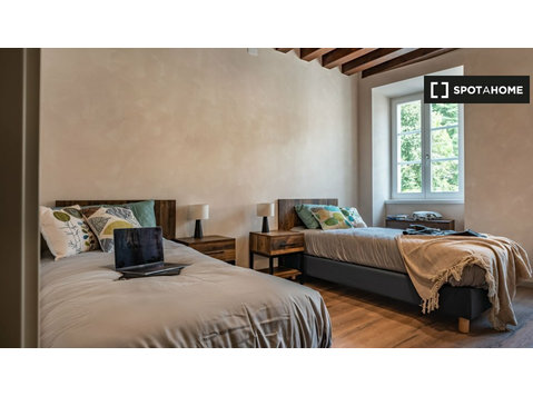 Bed for rent in 4-bedroom apartment in Rovereto - De inchiriat