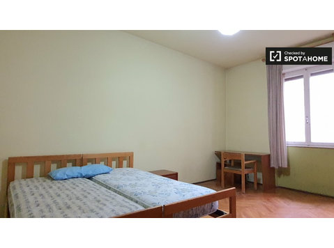 Affittasi stanza in appartamento con 4 camere a Le Albere,… - In Affitto
