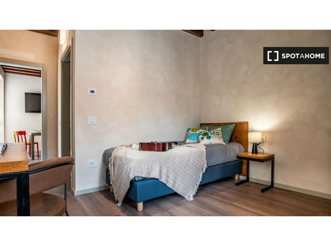 Affittasi stanza in appartamento con 4 camere a Rovereto - In Affitto