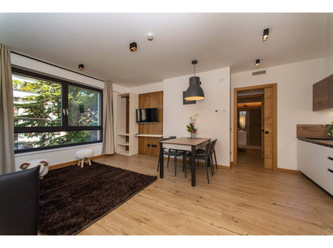 Trilocale Via Petrarca 1 - Apartments