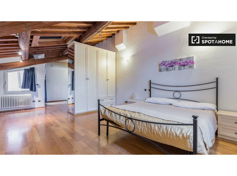 1-bedroom apartment for rent in Florence - Apartemen