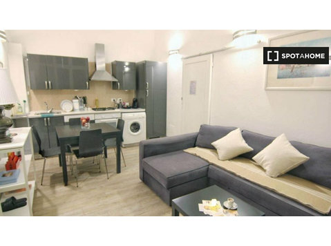 Apartamento de 1 quarto para alugar em Florença - Apartamentos