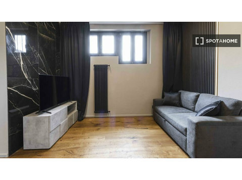 Apartamento de 1 dormitorio en alquiler en Santa Croce,… - Pisos