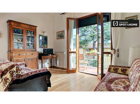 Schöne 1-Zimmer-Wohnung in Porta Romana, Florenz zu… - Wohnungen