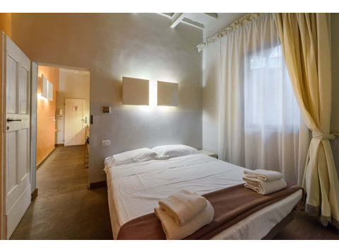 Palazzotto Pitti 4 - Apartments
