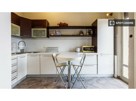 GERÄUMIGE UND HELLE WOHNUNG IN FLORENZ ZU VERMIETEN - Wohnungen