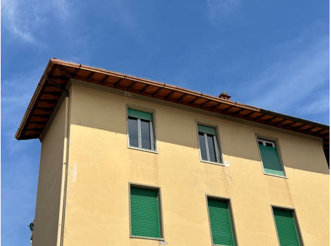 Via Gaetano Donizetti, Florence - Apartments