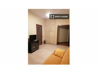 Zimmer zu vermieten in einer 5-Zimmer-Wohnung in Padua NUR… - Zu Vermieten