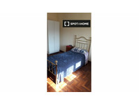 Rooms for rent in 3-bedroom apartment in Padua - برای اجاره