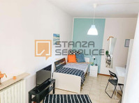 Via Goffredo Mameli 33 - Stanza 8 - Apartments