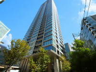 Magnificent tower condo in Umeda/osaka sta. area - Станови