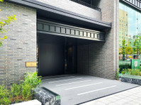 Newer Condo built in 2021, Near Shinsaibashi - Apartments