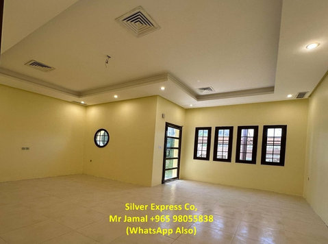 3 Bedroom Ground Floor Pet Friendly Flat for Rent in Mangaf. - Apartments