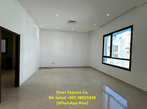 4 Bedroom Modern House Villa Floor for Rent in Masayeel. - Apartamentos