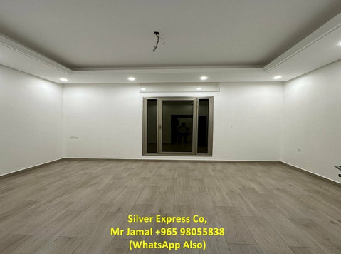 4 Spacious Bedroom Apartment for Rent in Abu Halifa. - 	
Lägenheter