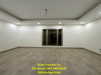 4 Spacious Bedroom Apartment for Rent in Abu Halifa. - 公寓