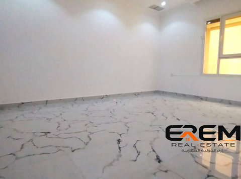 4brs Apartments for rent in rumithiya with Big Balcony - اپارٹمنٹ