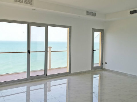 Abu Hasania – sea view, three bedroom apartments w/pool - குடியிருப்புகள்  