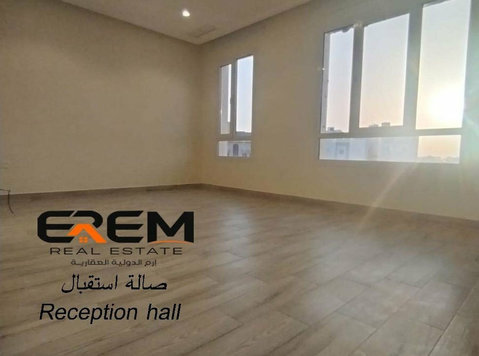 Apartment for rent in West Abdullah Al Mubarak - آپارتمان ها
