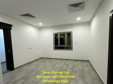 Beautiful 2 Bedroom Rooftop Studio Apartment in Abu Halifa. - Apartments