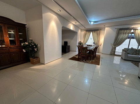 Beautiful Spacious 3-bedroom Apartment with Balcony - Căn hộ