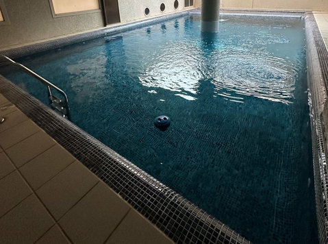 Beautiful Spacious 3-bedroom Apartment with Balcony - Квартиры