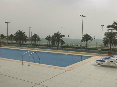 Direct Sea View Apartments in Kuwait city - דירות