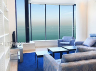 Fantastic Sea view three bedroom - Salmiya - Apartamente