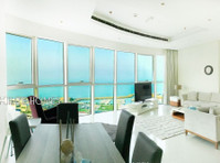 Full floor seaview 3 bedroom apartment for starting kd 1100 - Lejligheder