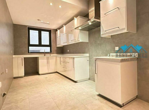 3 bedroom with balcony - Квартиры