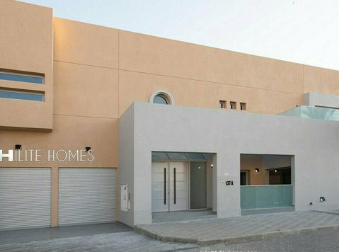 Luxurious rental villa In Al siddeeq Area - Mājas