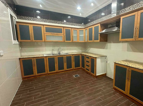 Ground floor 3 Bedroom in Rumaithiya - Apartments