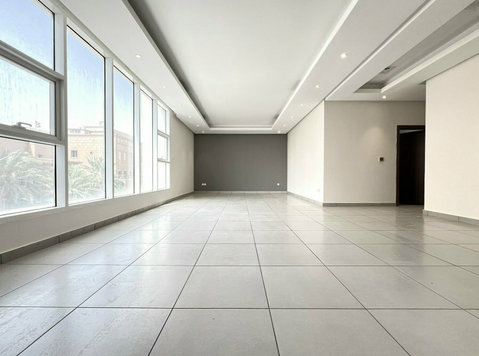 Jabriya – big, unfurnished three master bedroom apartment - Apartments