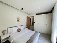 Jabriya - new lovely 2 bedrooms furnished apartment - דירות