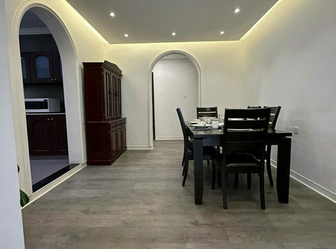 Spacious 3-Bedroom Floor with 3 Large Balconies - Byty