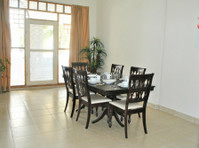 Lovely Spacious 4-All Master Bedroom Apartment - Apartmani