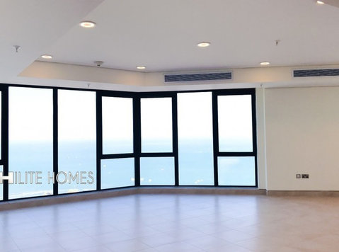Luxury Flat close to Kuwait City with sea view- Hilite Homes - Apartments