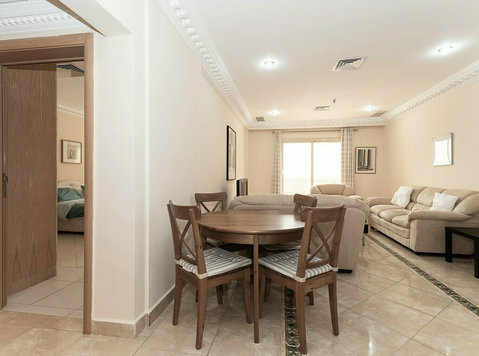 Mahboula – spacious, furnished, one bedroom apartment w/pool - Apartamentos