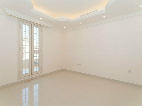 Mishref – great, unfurnished four bedroom floor w/balcony - Căn hộ