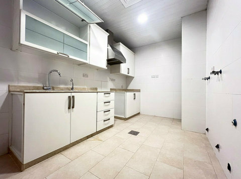 Mishref - sunny 3 bedrooms apartment - Apartments