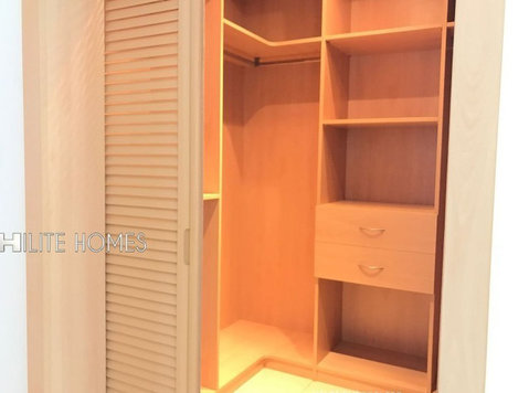 Modern and spacious 3 bedroom floor apartment for rent,Shaab - Apartments