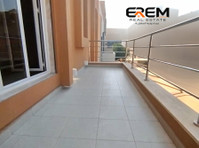 New Full Floor 4rent in Abu-fatira with 2 Balconies - 公寓