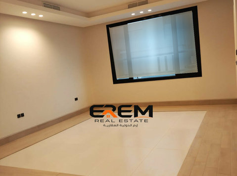 New G-full floor  for rent in Abu Fatira with a private - Byty
